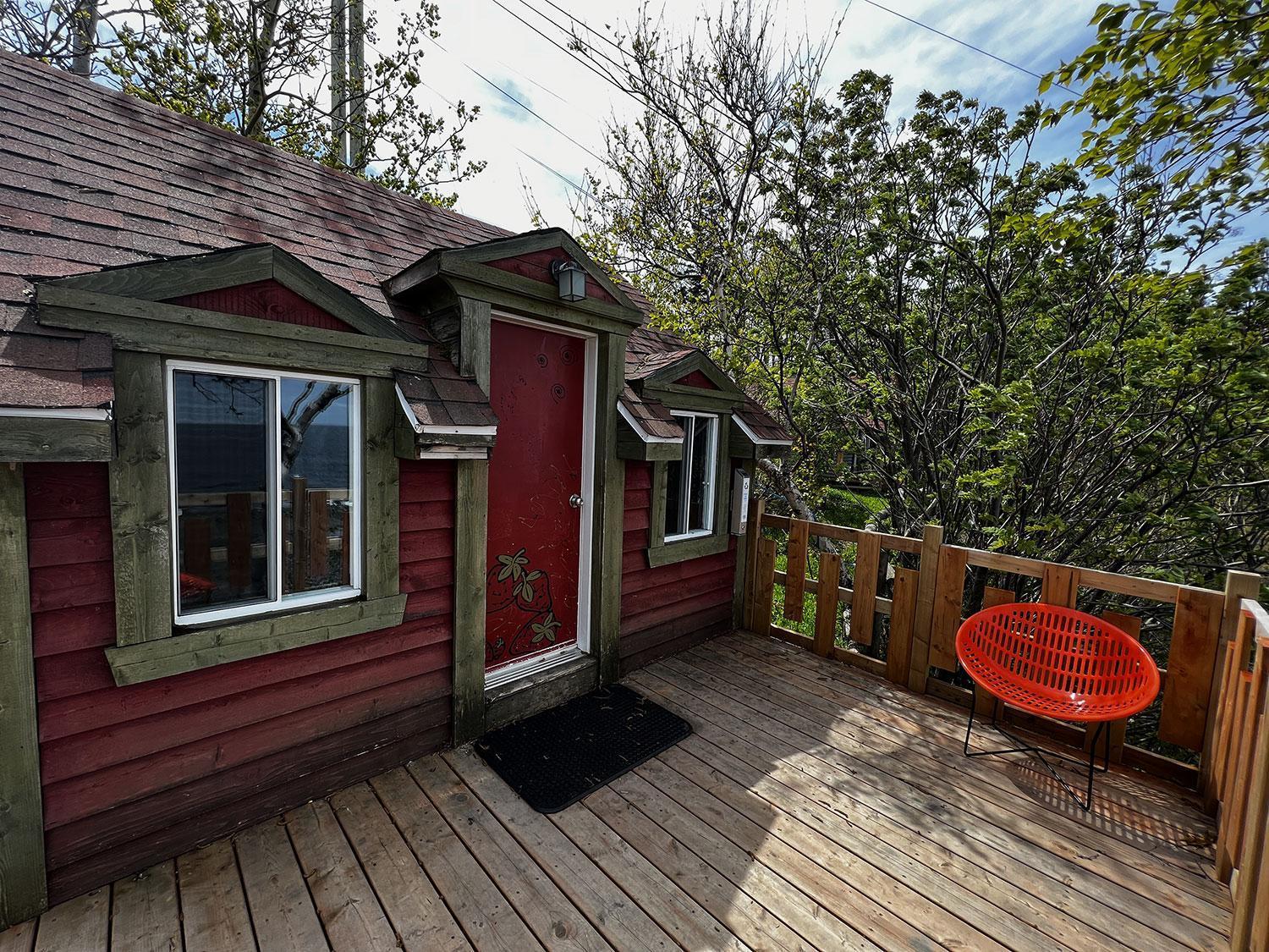 Auberge Festive Sea Shack Sainte Anne des Monts Exterior photo